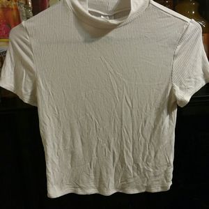 White turtleneck crop top
